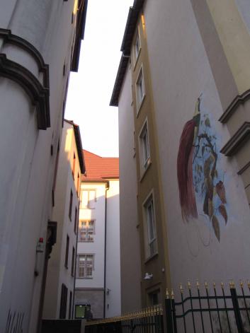 2010-03-25