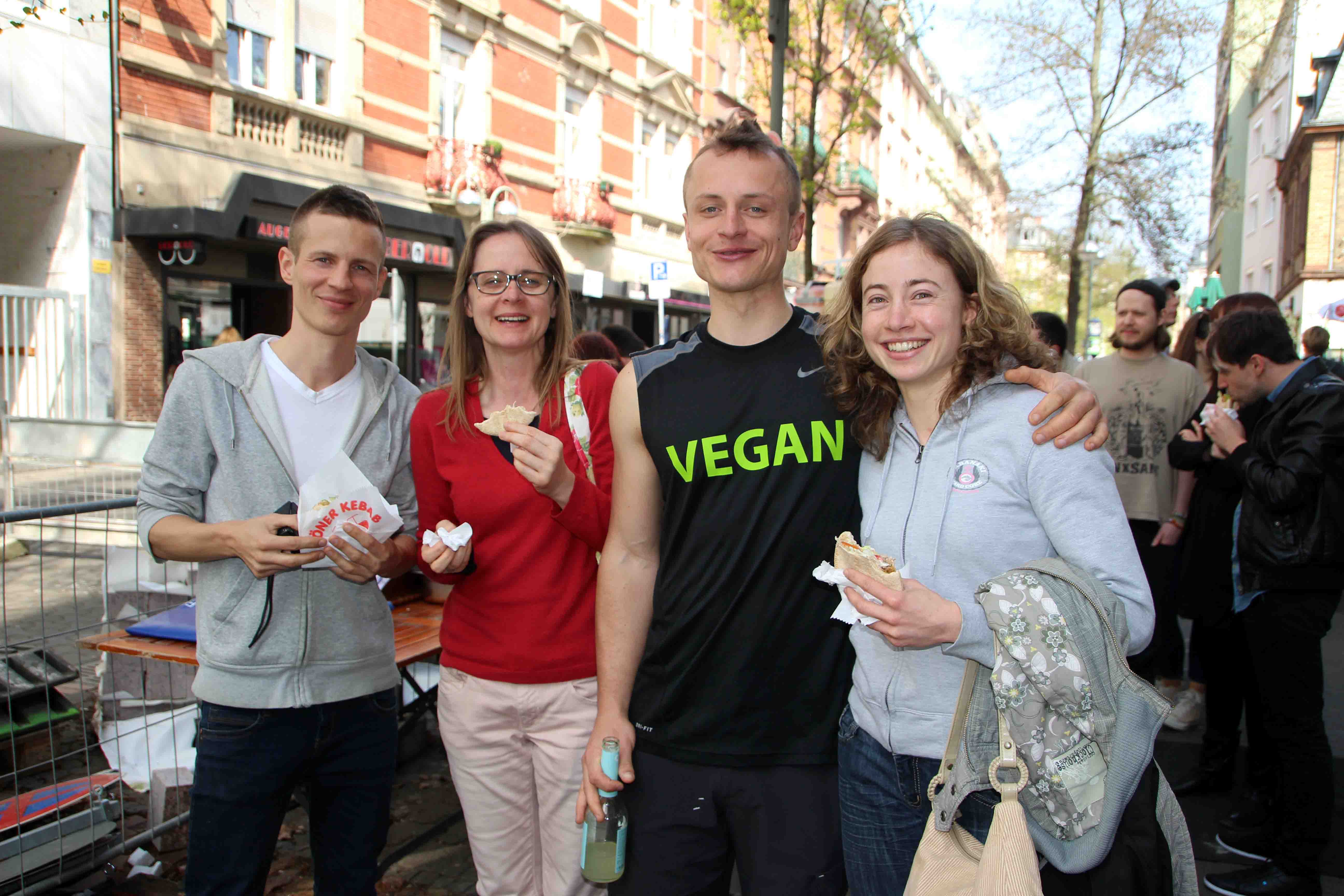 Fotos siehe: Menschen querbeet neu.< >