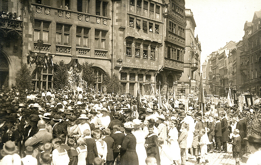 Fronleichnam, Frankfurt 1910< >