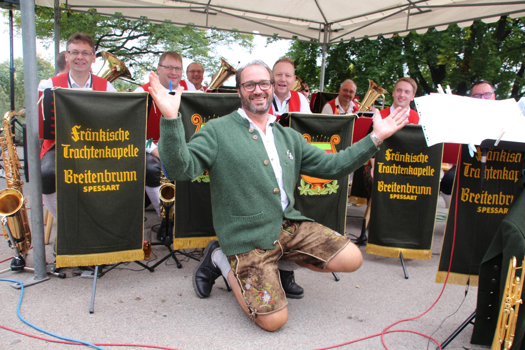 2017 - Oktoberfest Lohrbergsch�nke. Fotos: < >< >  2017-09-24 Oktoberfest Lohrbergsch�nke< >