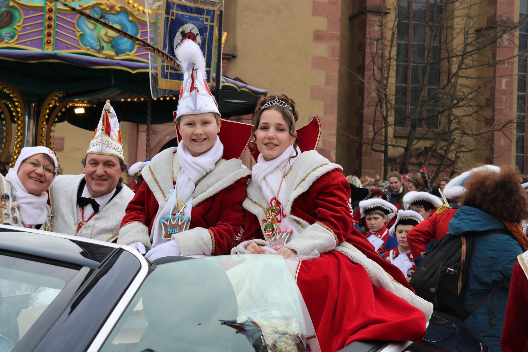  Kinder-Umzug< >FOTOS: 2020-02-22 Fastnacht Kinderumzug< > 