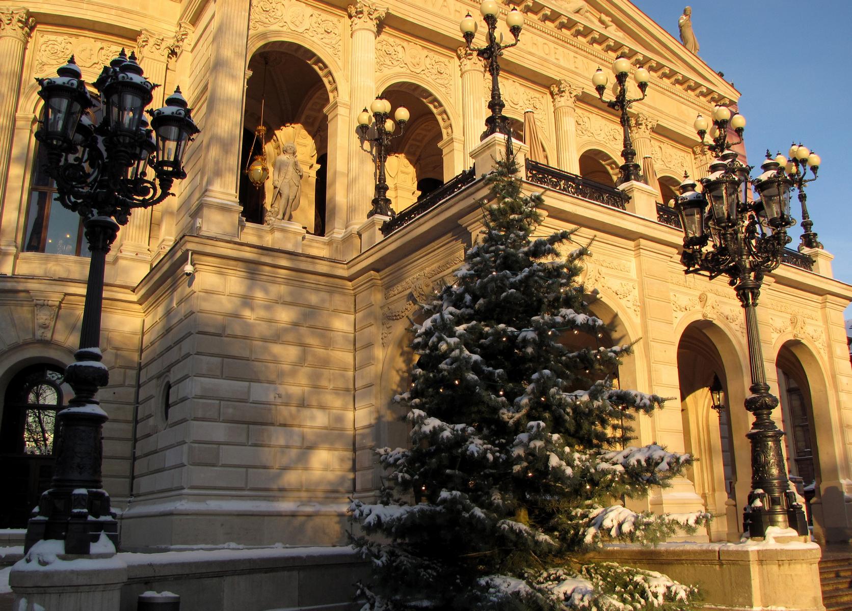 Alte Oper - Veranstaltungen und Kongresse< >