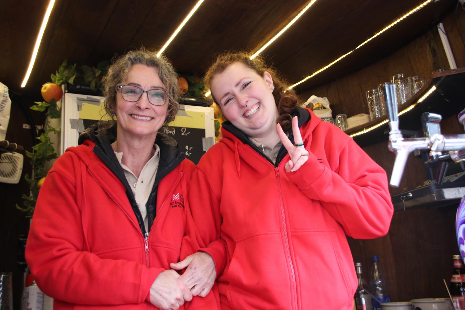  Bernemer Weinfest. FOTOS: < >< > 2023-04-29 Bernemer Weinfest I  < > < > 2023-04-29 Bernemer Weinfest II  < > 