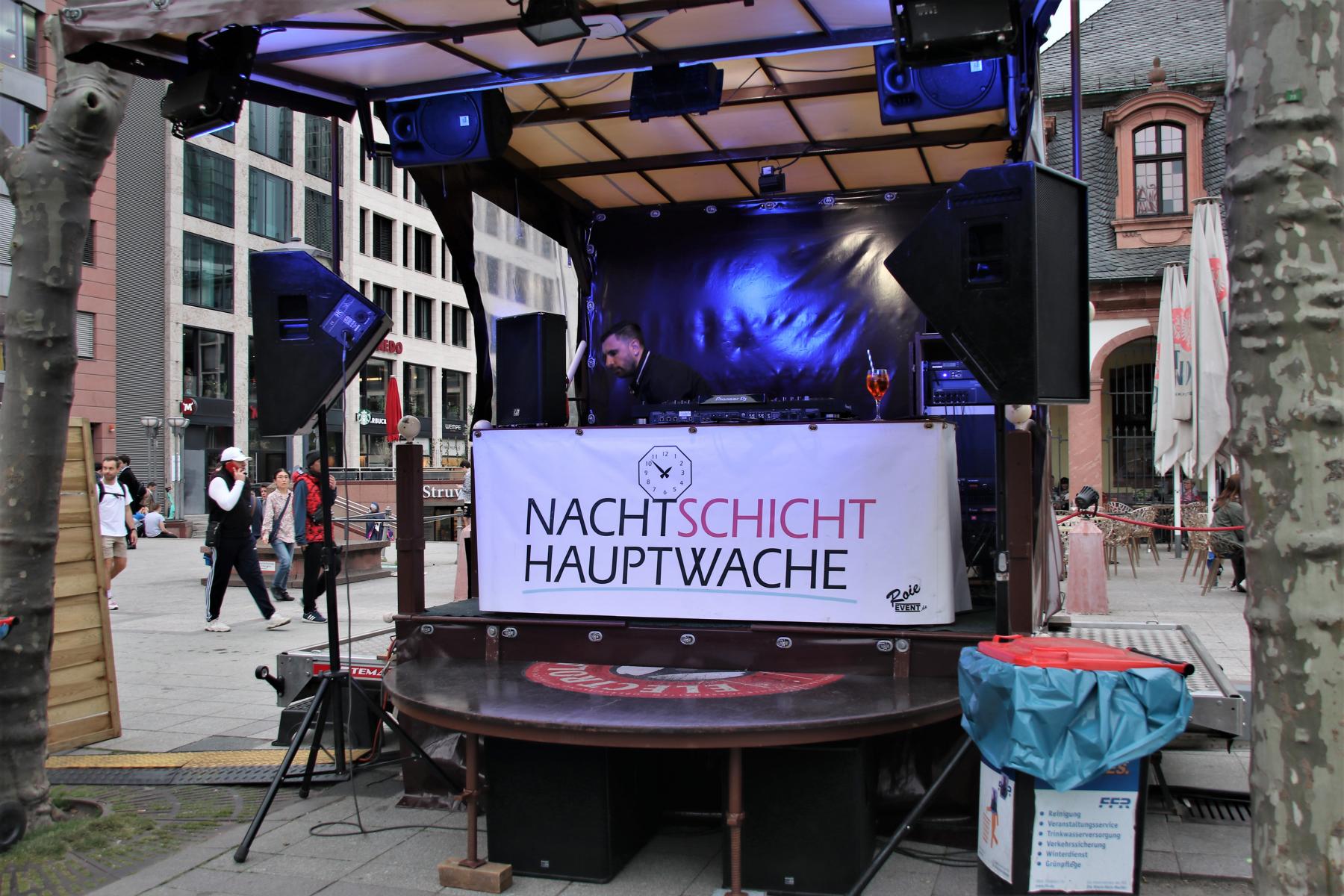  Nachtschicht Hauptwache - jede Woche von Donnerstag bis Samstag von 18:00 Uhr bis 1:00 Uhr nachts.  FOTOS: < >< > 2023-05-05 Nachtschicht -  Eröffnung  < > < > 