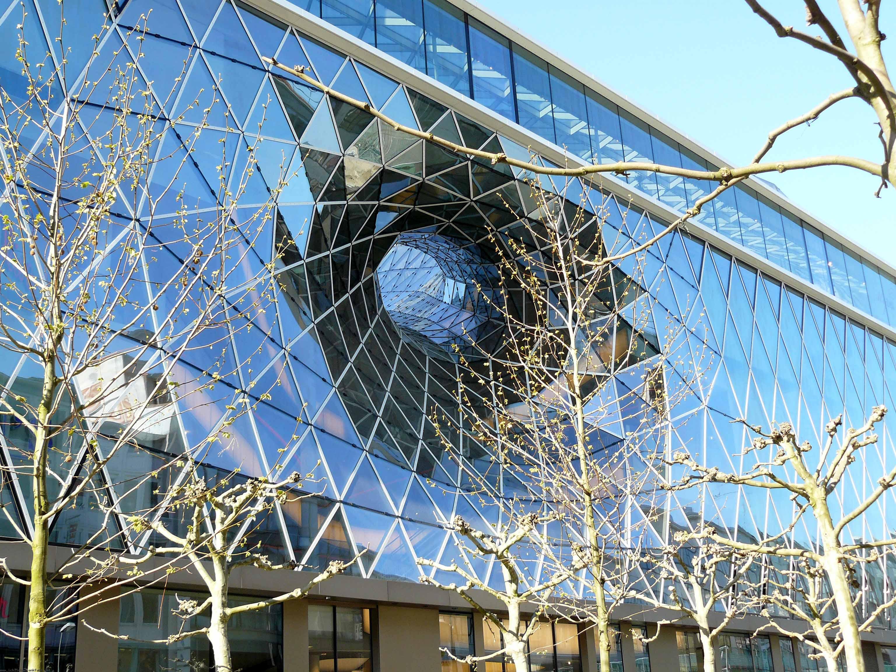 MyZeil< >